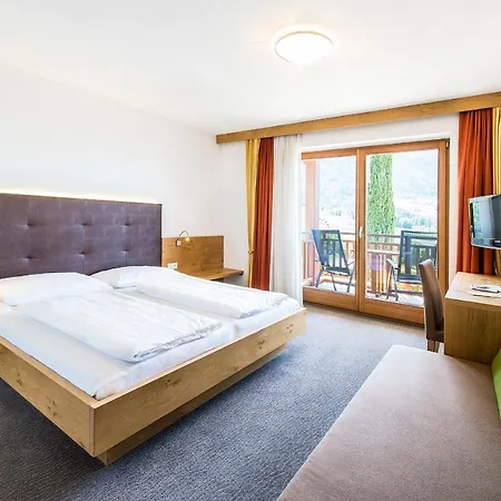 Hotel-garni Ehrenfels 3*